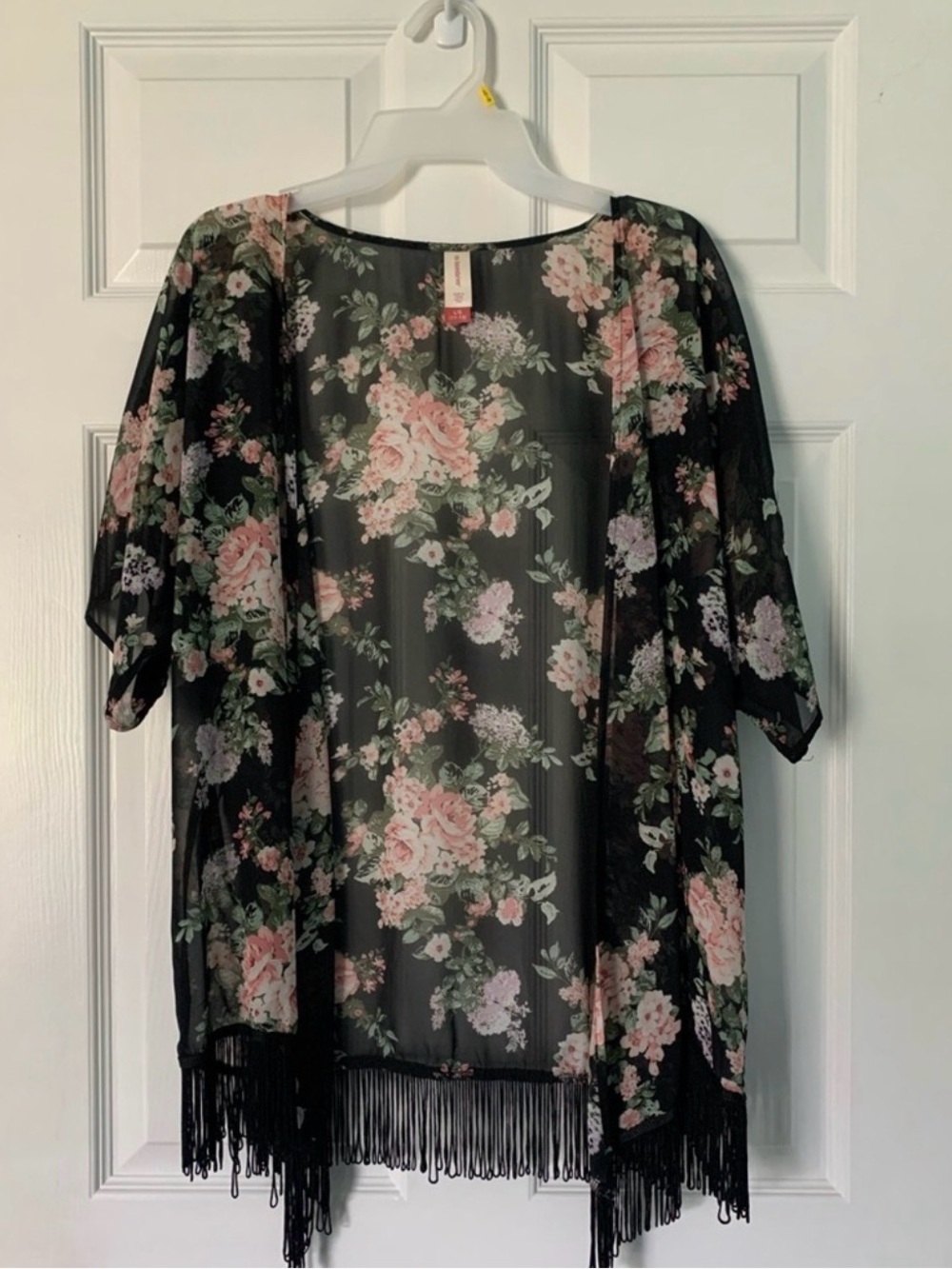 No Boundaries Boho Black Pink Rise Floral Pattern Fringe Kimono Sz Large